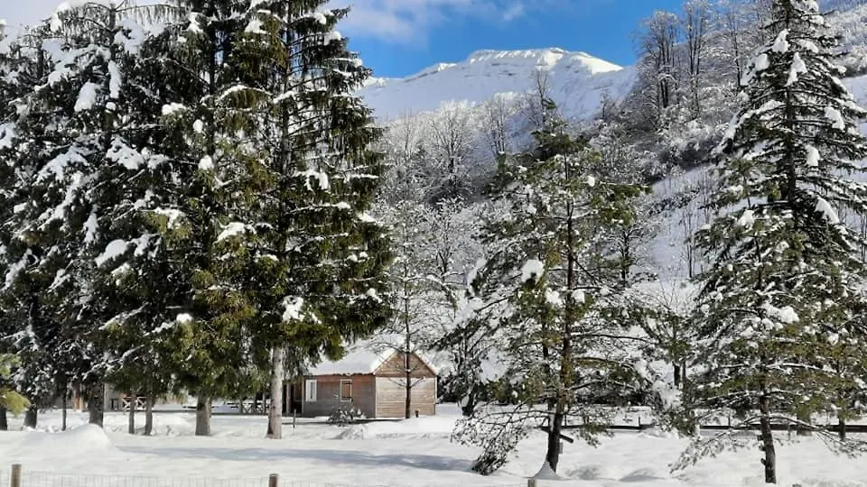 Campsite Le Valserine - Camping Eco Responsable Chezery-Forens