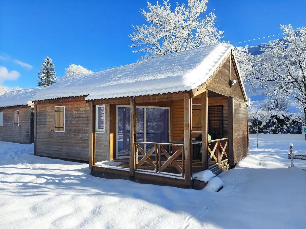 Le Valserine - Camping Eco Responsable Chezery-Forens France
