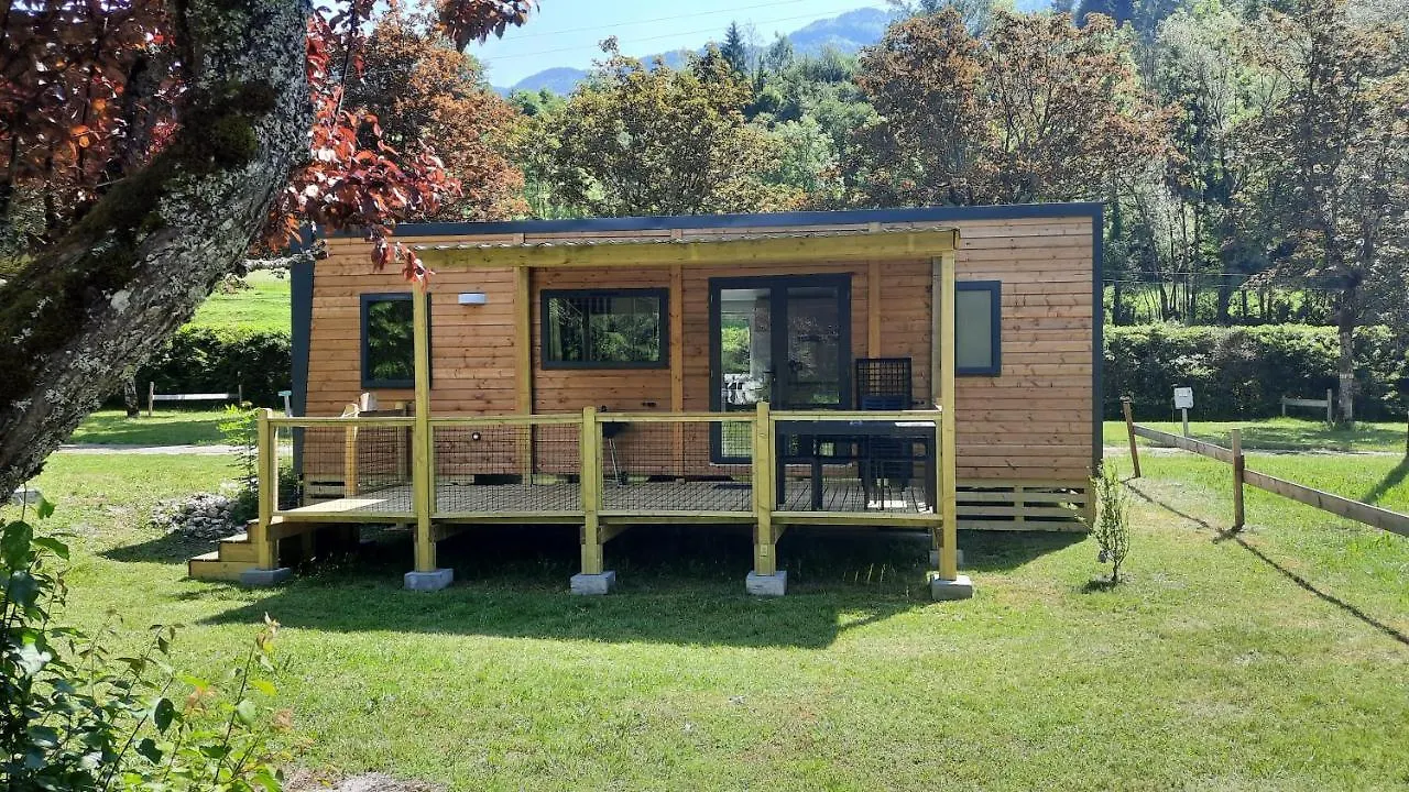 Campsite Le Valserine - Camping Eco Responsable Chezery-Forens
