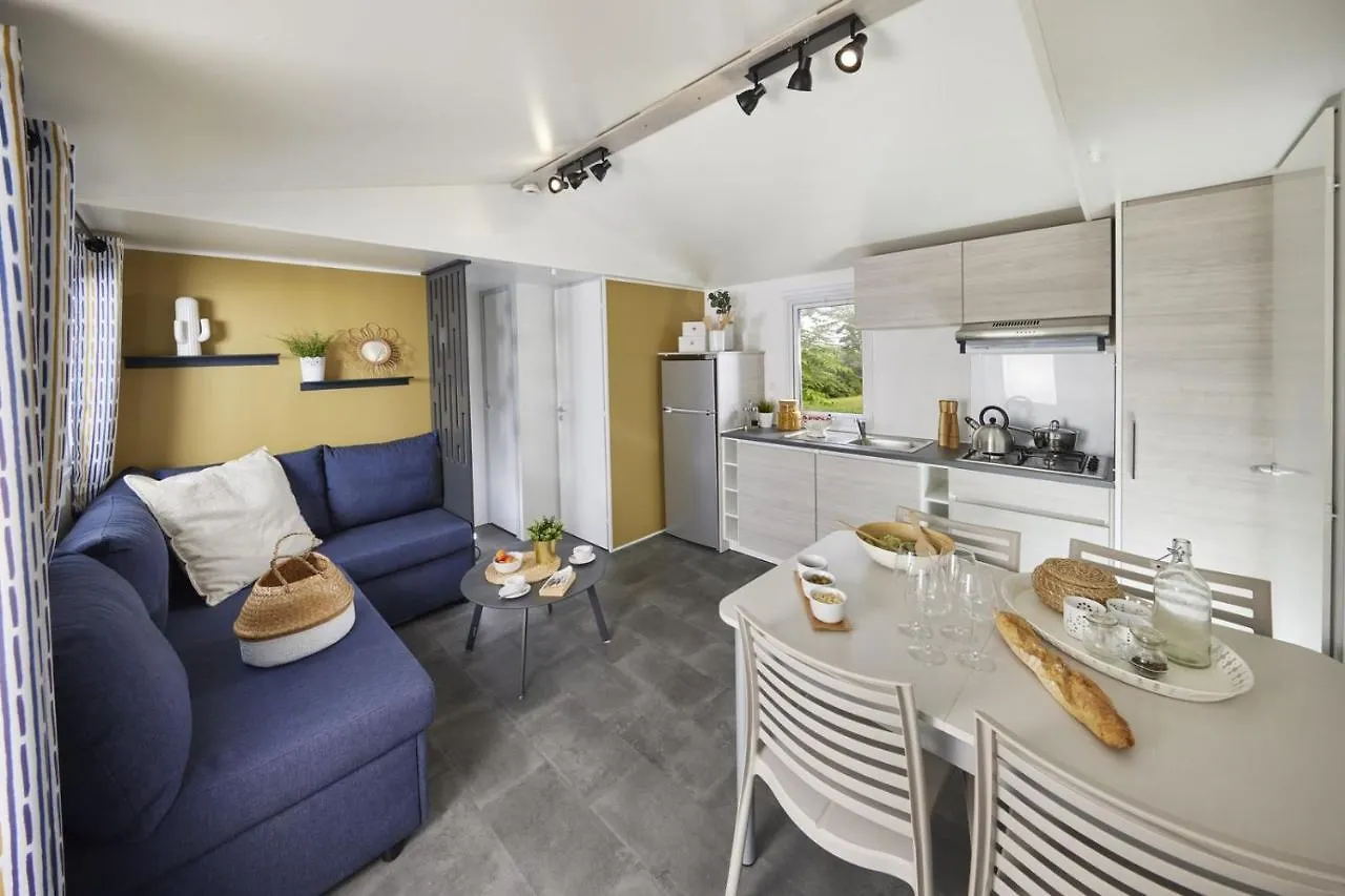 Le Valserine - Camping Eco Responsable Chezery-Forens 3*,
