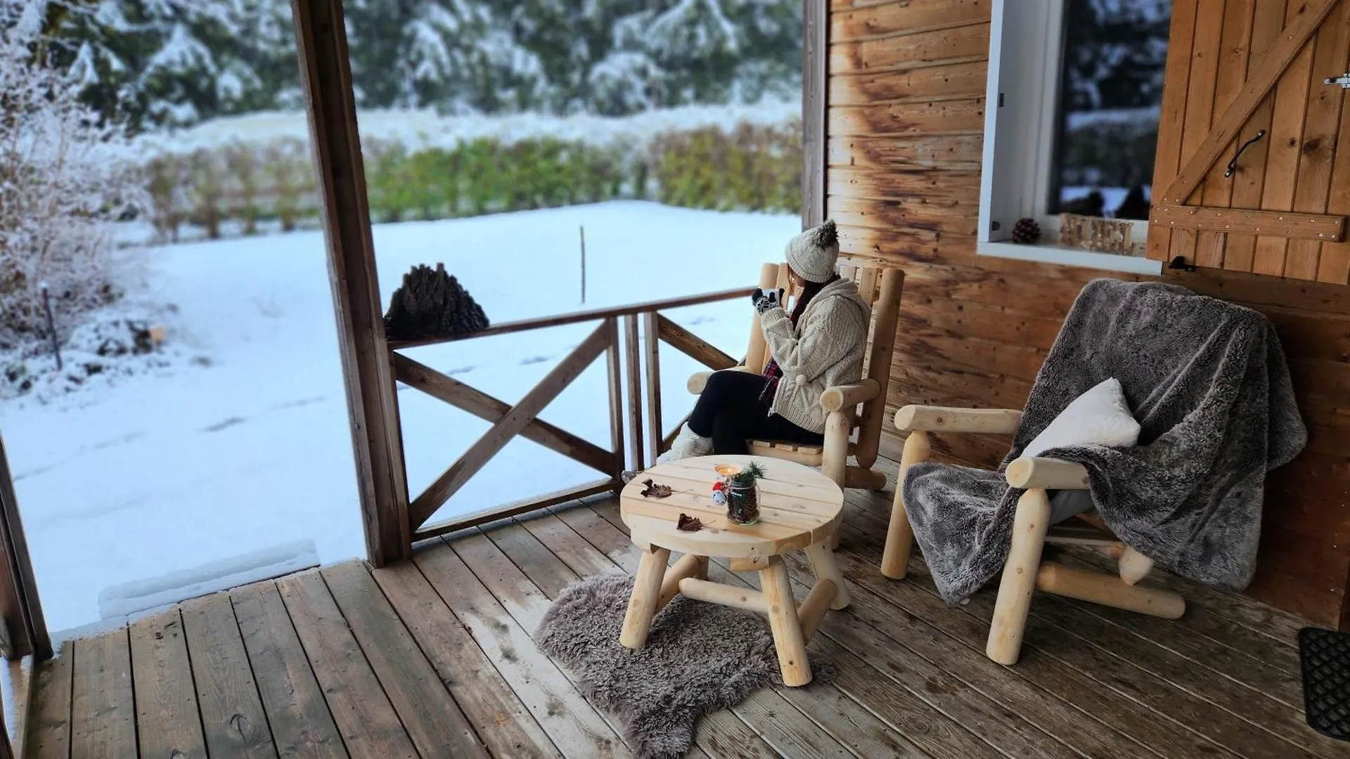 Le Valserine - Camping Eco Responsable Chezery-Forens 3*,  France
