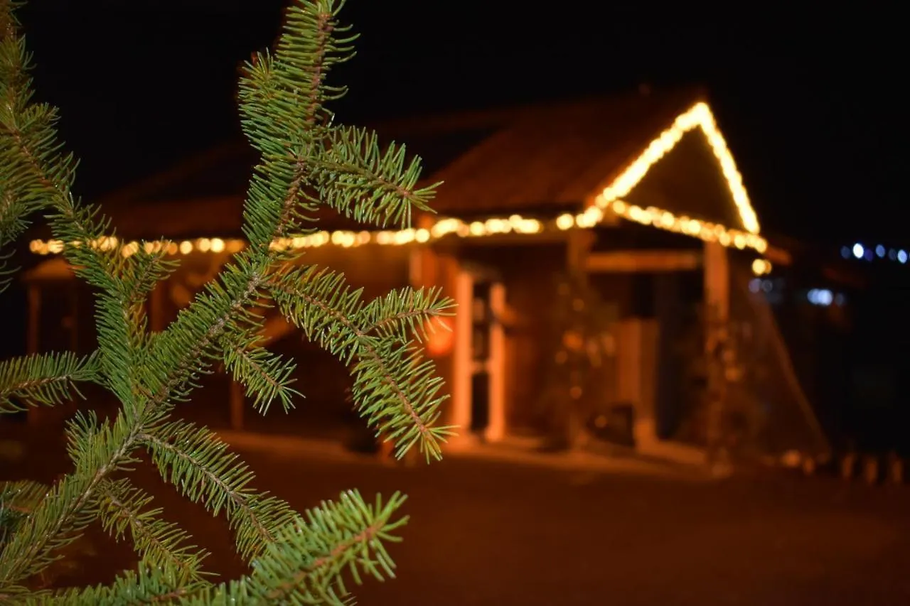 Le Valserine - Camping Eco Responsable Chezery-Forens Campsite