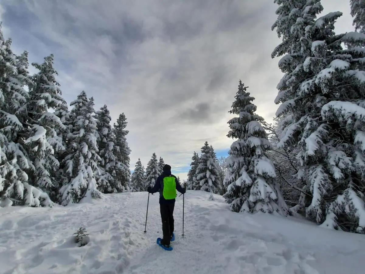 *** Kemp Le Valserine - Camping Eco Responsable Chezery-Forens Francie