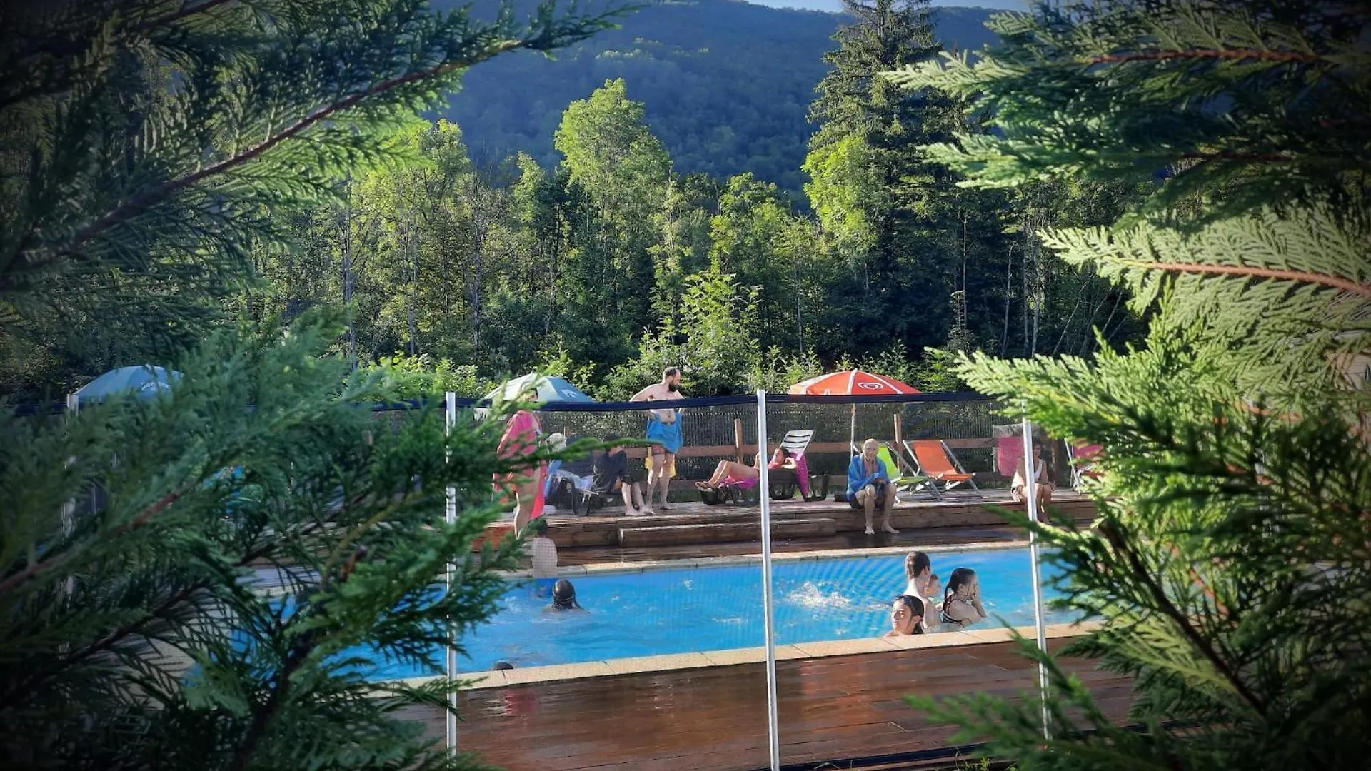 Kemp Le Valserine - Camping Eco Responsable Chezery-Forens